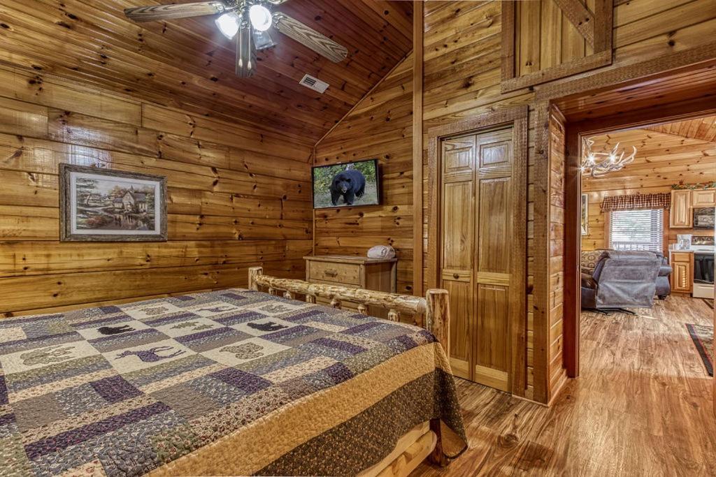 The Nut House, Hot Tub, Game Room, Wifi, 1089 Free Tickets Each Paid Day, Dollywood And More! Pigeon Forge Zewnętrze zdjęcie