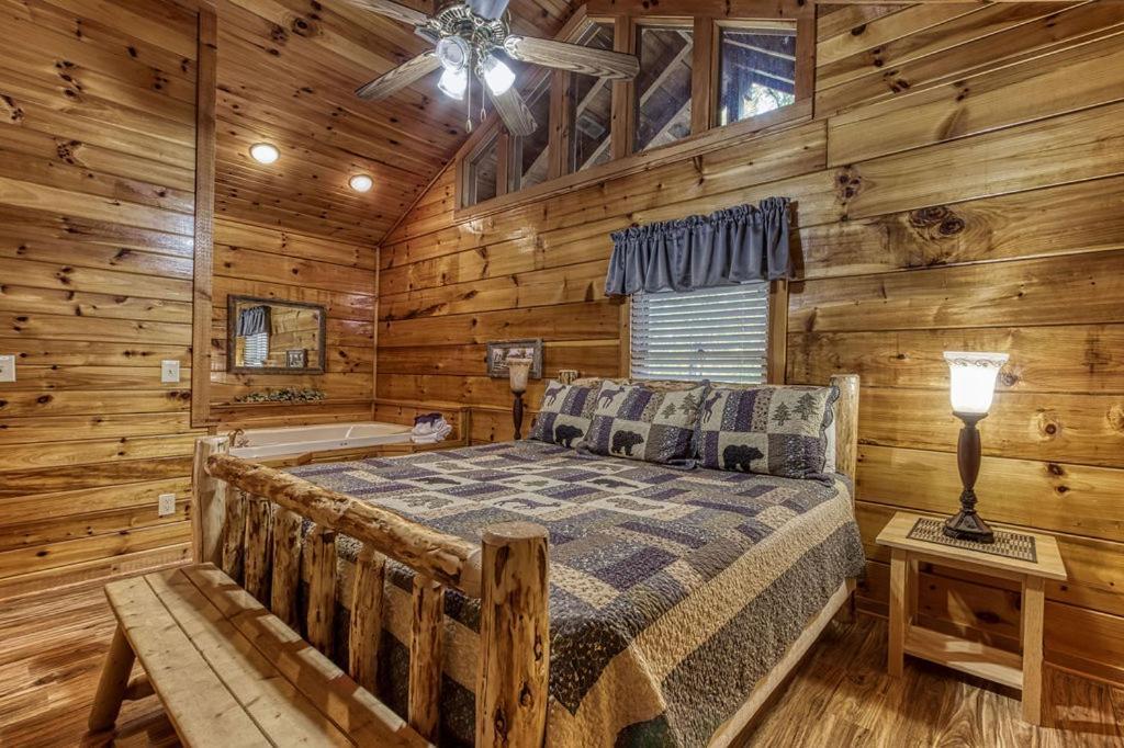 The Nut House, Hot Tub, Game Room, Wifi, 1089 Free Tickets Each Paid Day, Dollywood And More! Pigeon Forge Zewnętrze zdjęcie