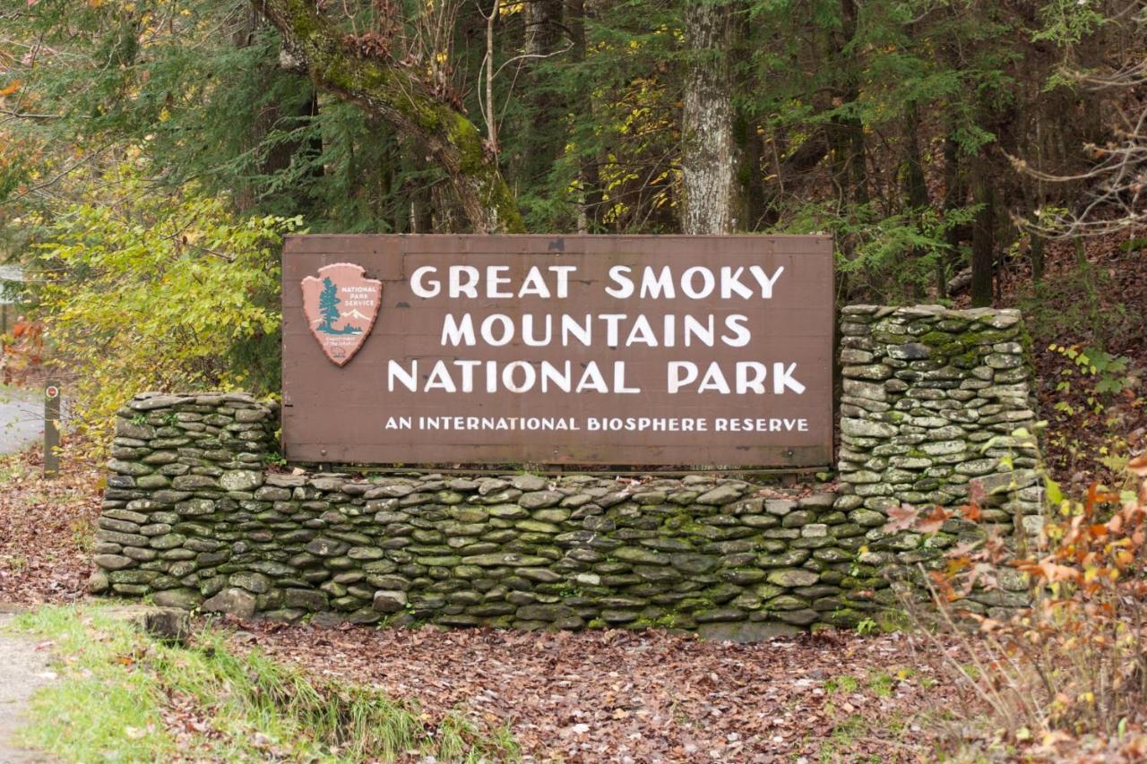 The Nut House, Hot Tub, Game Room, Wifi, 1089 Free Tickets Each Paid Day, Dollywood And More! Pigeon Forge Zewnętrze zdjęcie